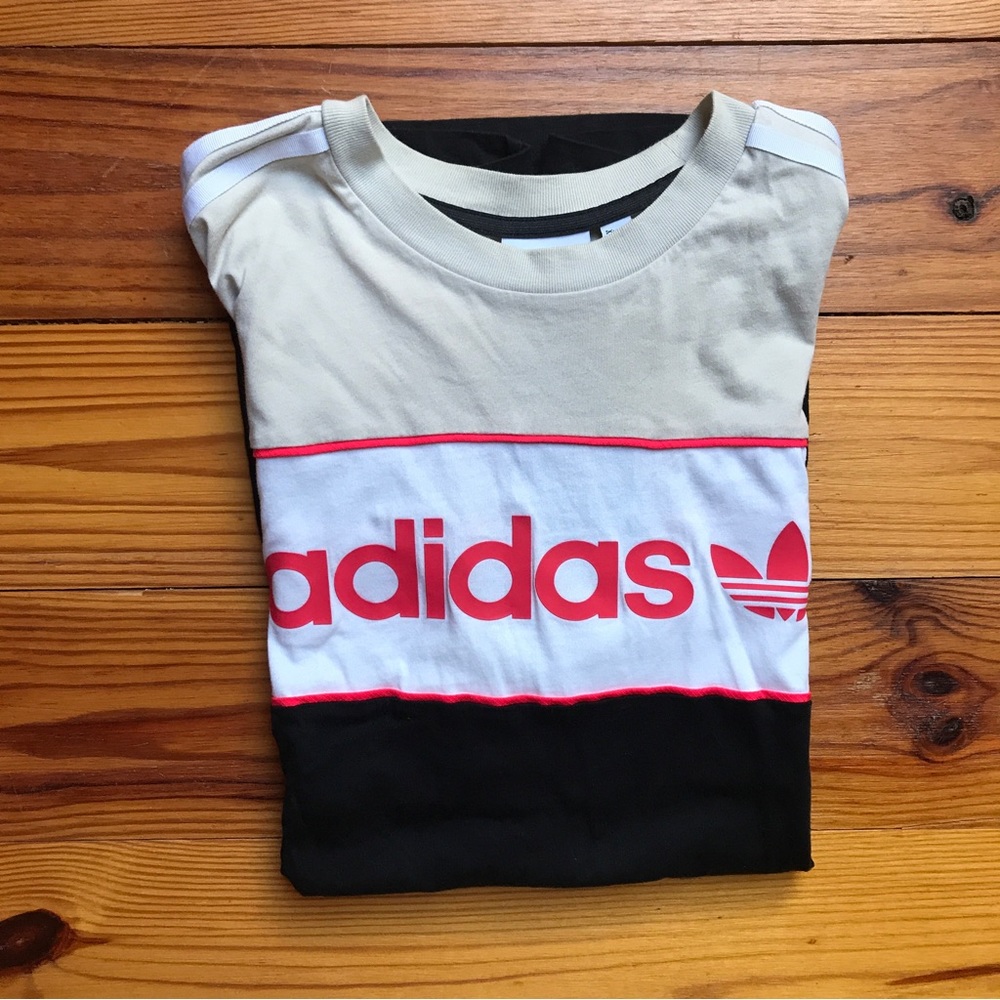 Adidas Cream White Red Black Graphic Tee Shirt, EUC, L - Picture 12 of 12